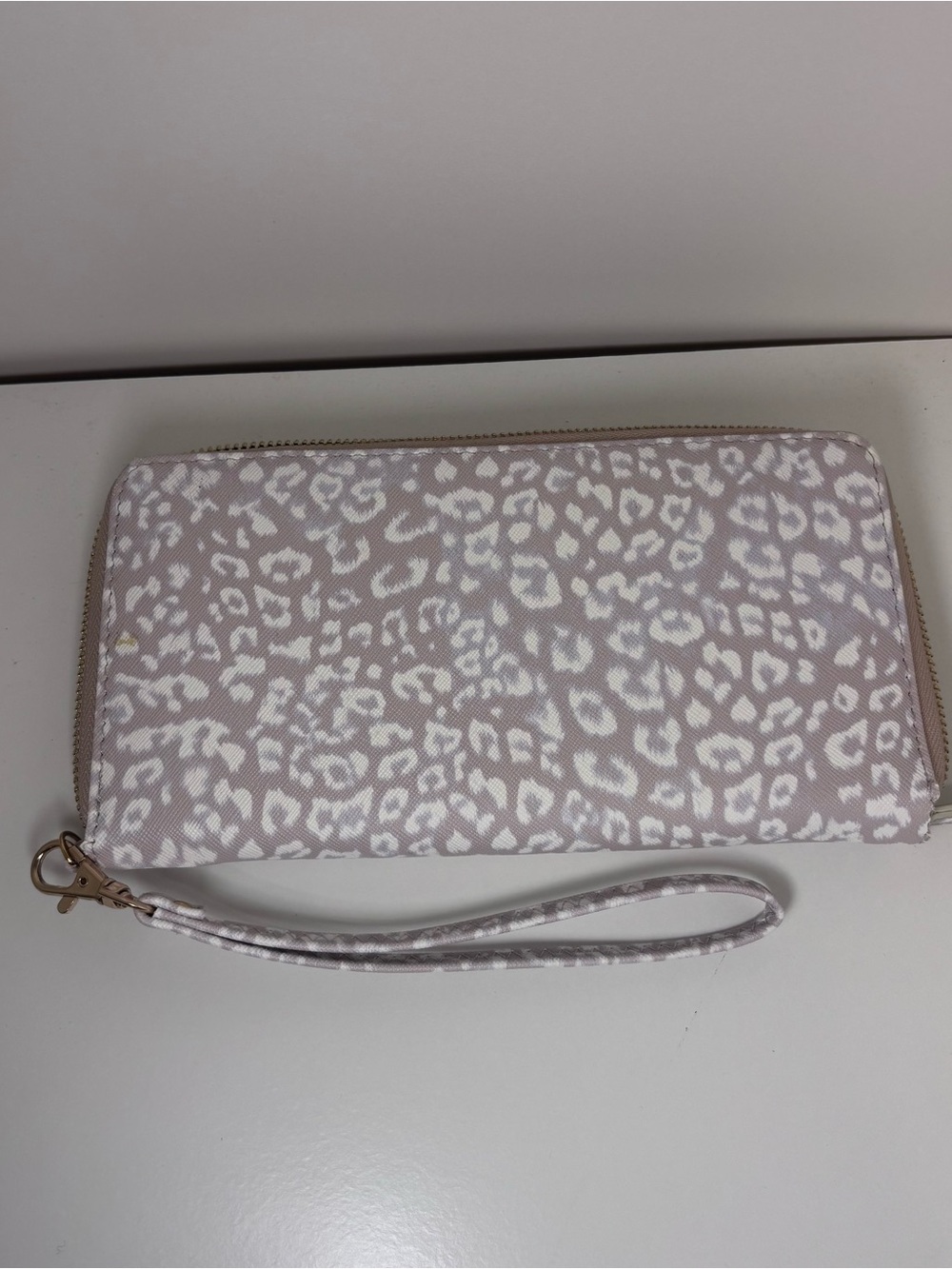 Zip-Around Women's Wallet large gray white leopard print detachable strap